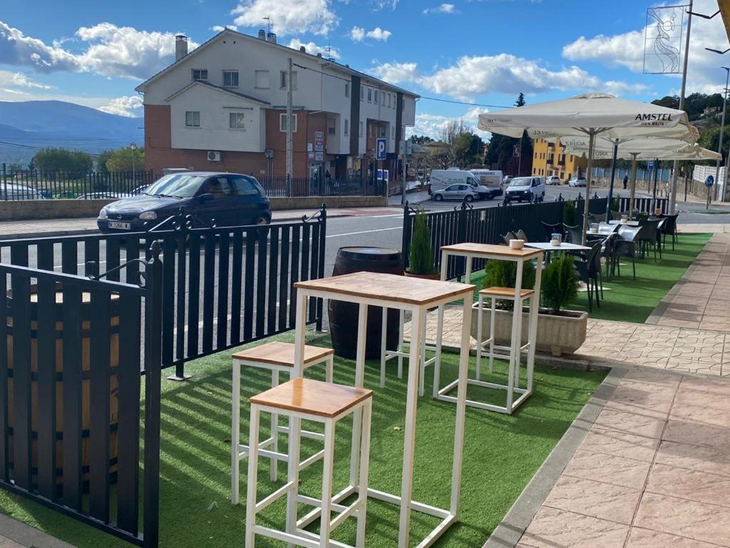 Hostal Mainz Piedralaves Dış mekan fotoğraf