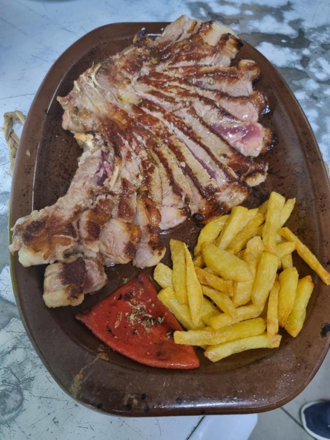 Hostal Mainz Piedralaves Dış mekan fotoğraf