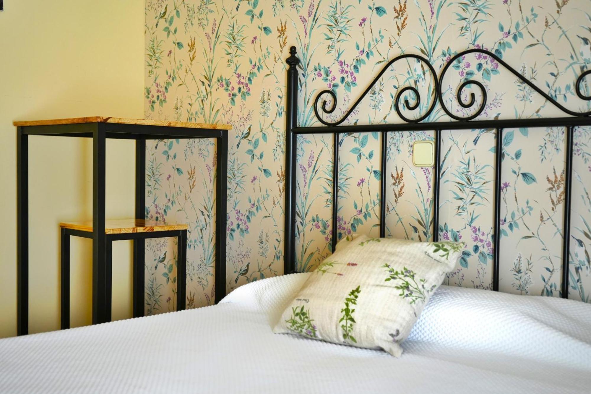 Hostal Mainz Piedralaves Dış mekan fotoğraf